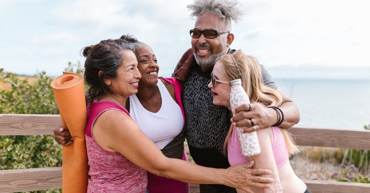 découvrez les meilleures options d'assurance santé pour les seniors, adaptées à vos besoins spécifiques. protégez votre santé et celle de vos proches avec des couvertures complètes et des services adaptés pour un vieillissement serein.