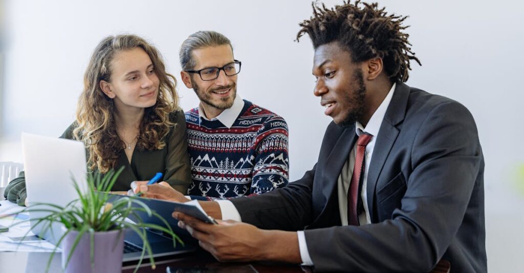 découvrez nos solutions d'assurance santé pour entreprises, conçues pour protéger vos employés tout en optimisant votre budget. offrez une couverture complète et des services adaptés aux besoins de votre équipe.